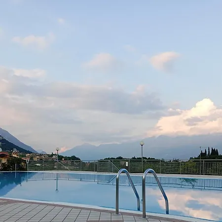 Дом отдыха A Barbecue, Two Pools, And Тосколано-Мадерно